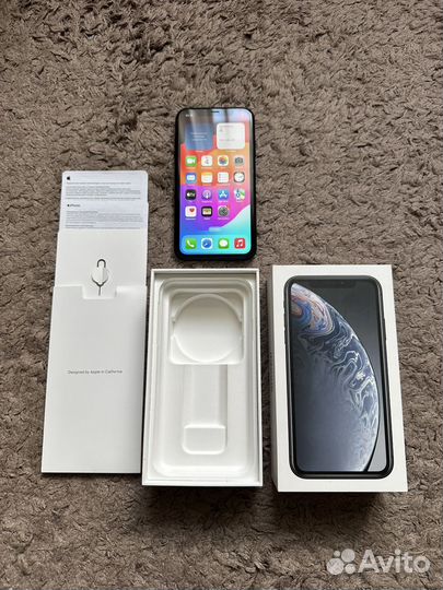 iPhone Xr, 64 ГБ