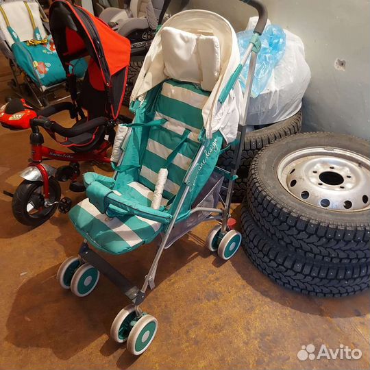 Прогулочная коляска