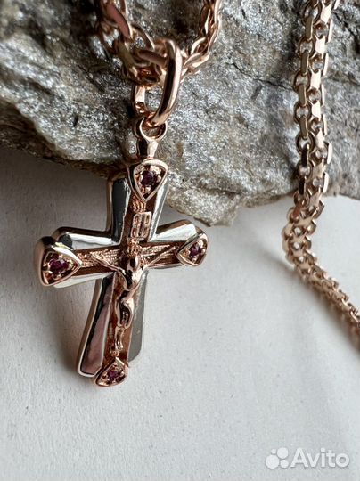 Цепь и крест