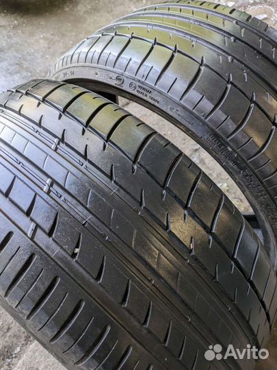 Triangle Sports TH201 255/30 R22