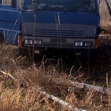 Бортовой грузовик Mazda Titan, 1990