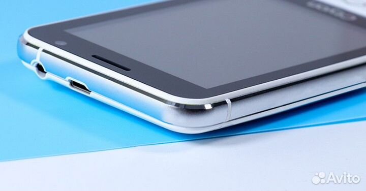 Смартфон кнопочный с Android (экран сенсорный)