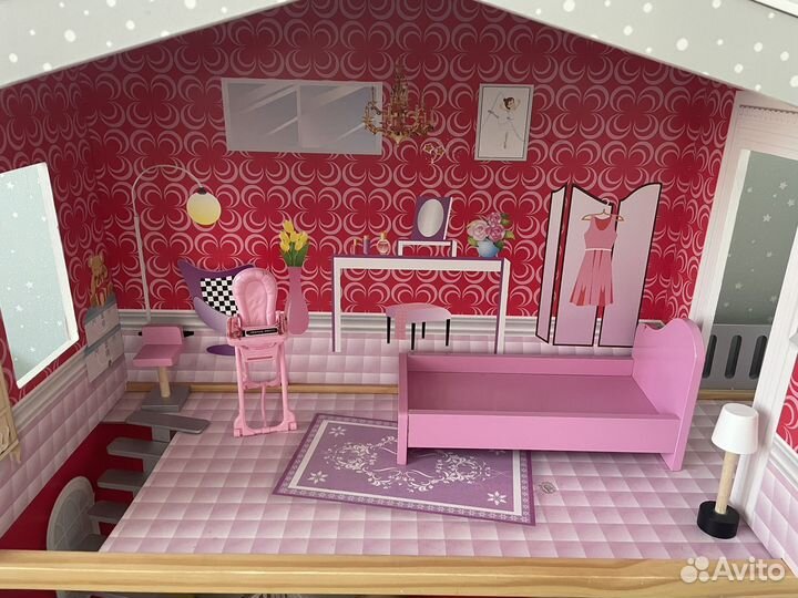 Домик кукольный