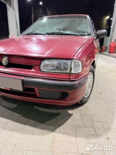 Skoda Felicia 1.3 МТ, 1996, 100 000 км