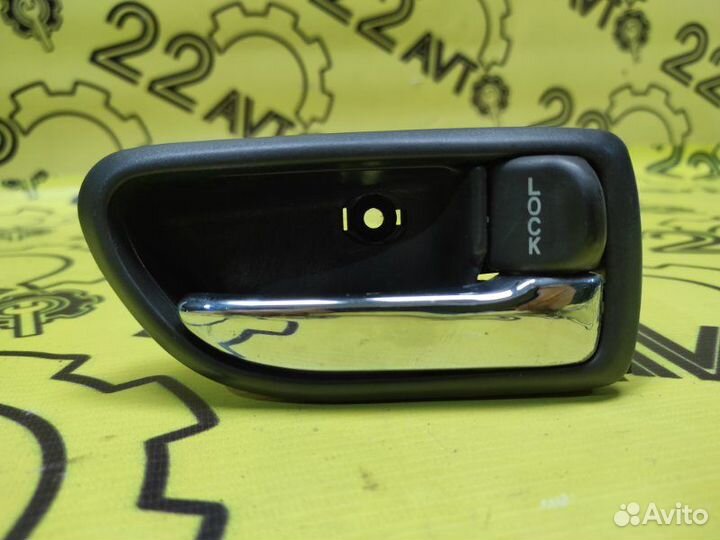 Ручка двери внутренняя передняя правая Subaru