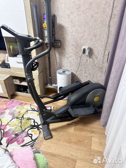 Эллиптический тренажер torneo
