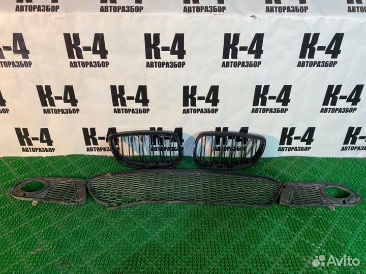 Решетка в бампер передняя Bmw 3-Series E93