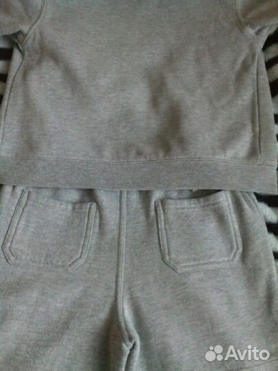 Спортивный костюм