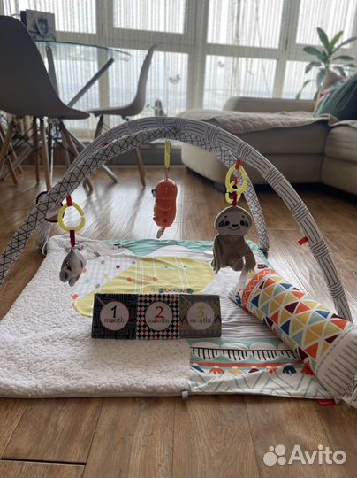 Ращвивающий коврик fisher price