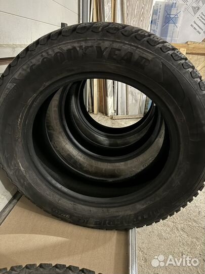 Goodyear Ultragrip Ice Arctic 235/60 R18