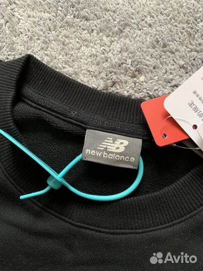 Свитшот new balance оригинал