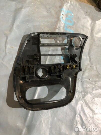 Накладка торпеды Daf Xf 105.410 MX300 paccar 2011