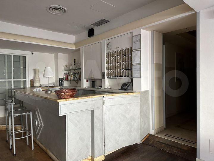 Гостиница 2500 м² (Италия)