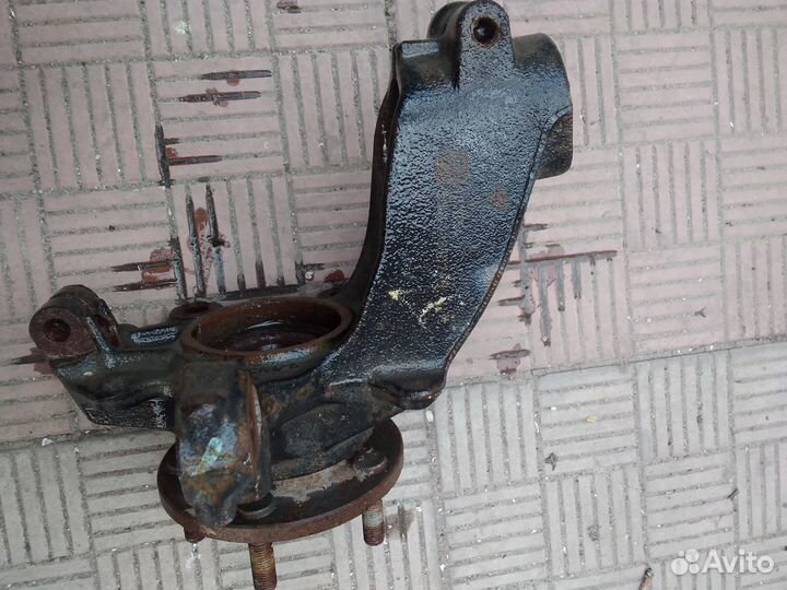 Ford Focus 3 поворотный кулак