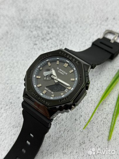 Часы Casio G-Shock GM-2100