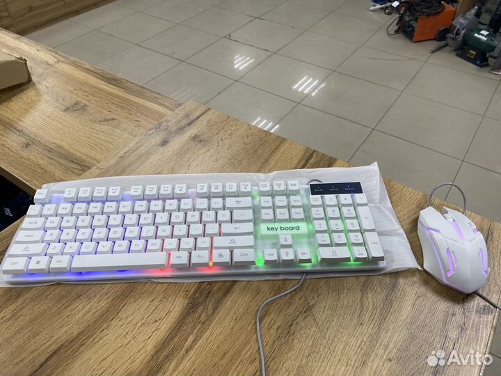 Игровой комплект: клавитаура + мышь