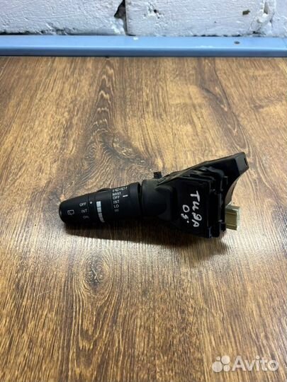 Подрулевой переключатель дворников Nissan Tiida