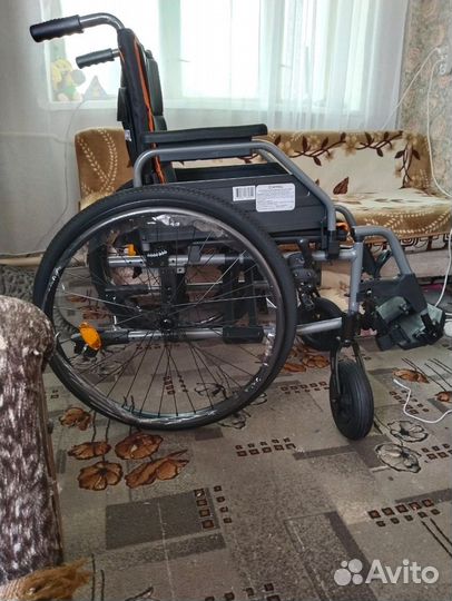 Инвалидная коляска