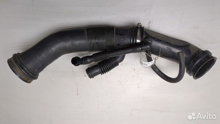 Патрубок воздушного фильтра Audi A4 (B5), 1997