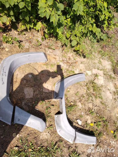 Продам расширители арок на патриот И симбирь