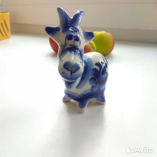 Фигурка статуэтка Гжель коза 7 на 9 см