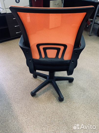 Офисное кресло бу