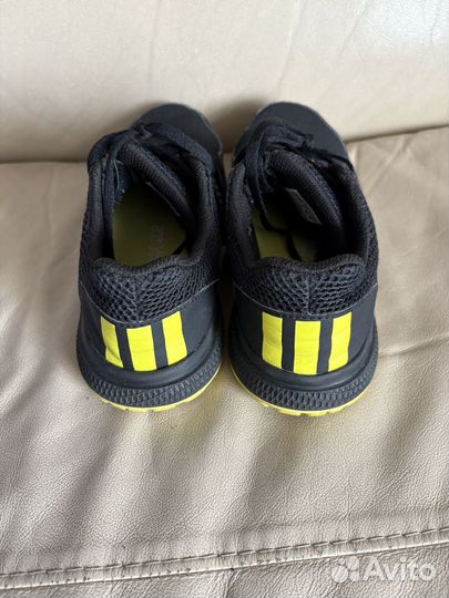 Кроссовки детские adidas 33