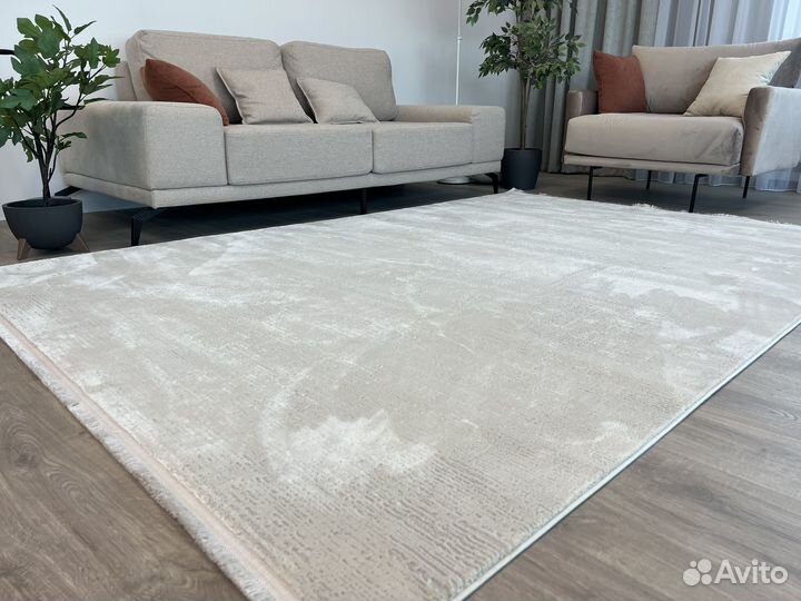 Ковер турецкий бежевый