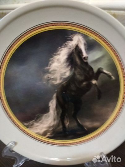 Декоративные тарелки