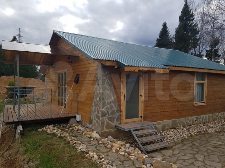 Коттедж 100 м² на участке 100 сот.