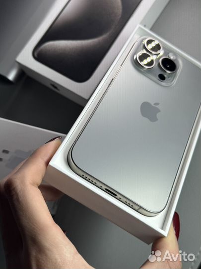 iPhone 15 Pro, 256 ГБ