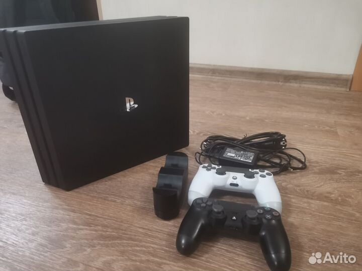 Sony PS4 pro 1tb
