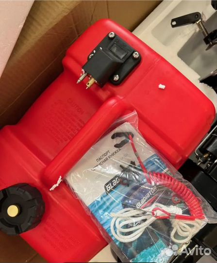 Лодочный мотор Gladiator 9.8