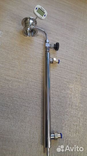 Узел отбора по жидкости стаканного типа с игольчат