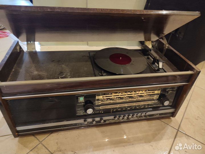 Ламповая радиола Урал112
