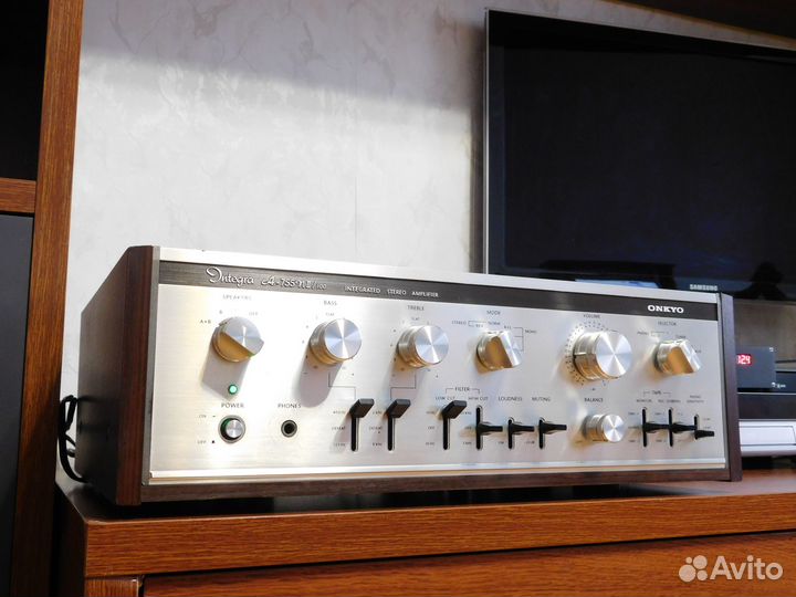 Onkyo integra A-755 NII/100