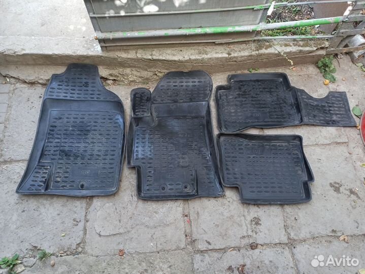 Автомобильные коврики