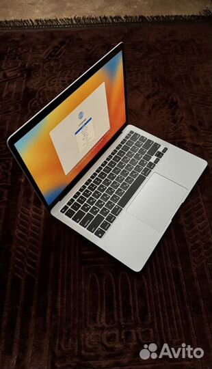 Apple macbook air 13 m1 8gb 256gb silver