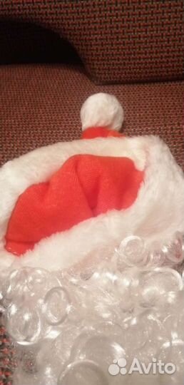 Шапка и борода дед мороза