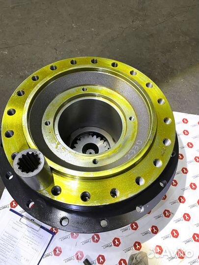 Редуктор хода CAT 330DMH