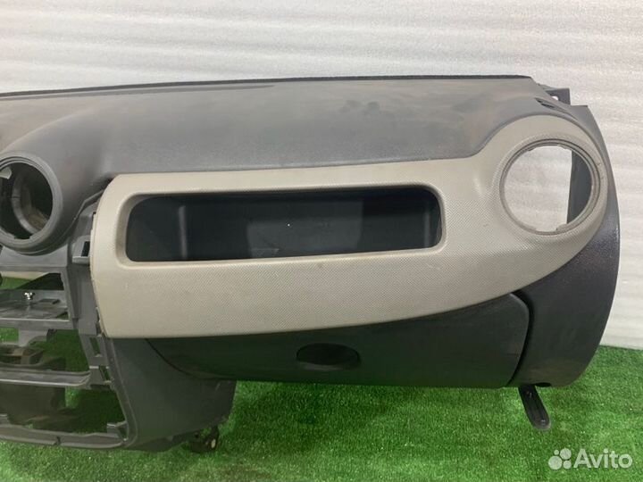 Торпеда Renault Logan седан 1.6 K7MC697 (84 Л.С.)