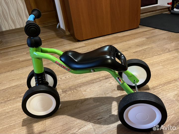 Беговел каталка от 1 года Puky Wutsch, салатовый