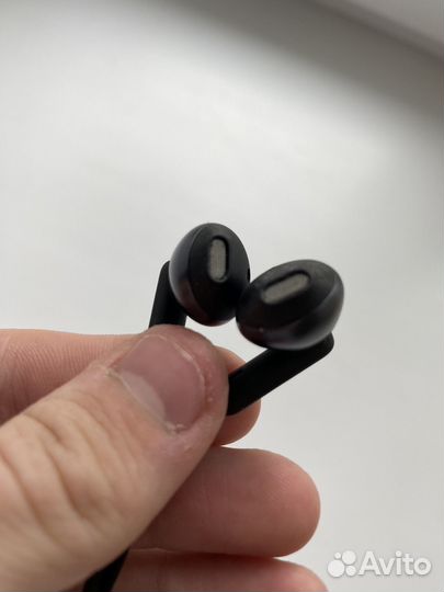 Беспроводные наушники Tune JBL 215BT