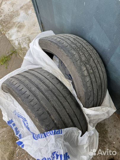 Yokohama Advan Sport V105 245/40 R19