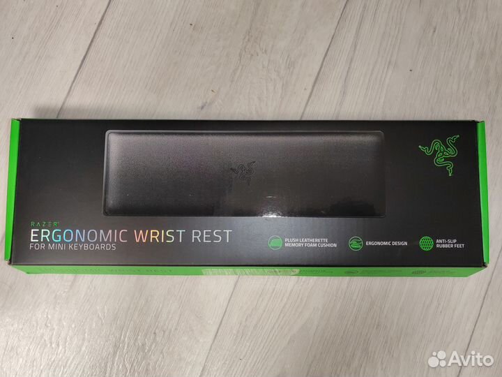 Подставка для клавиатур Razer Ergonomic Wrist Rest