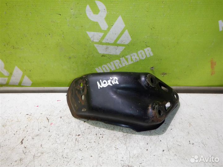 Кронштейн кпп левый Дэо Нексия