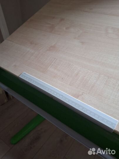 Письменный стол для школьника бу