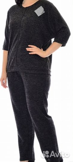 Спортивный костюм женский