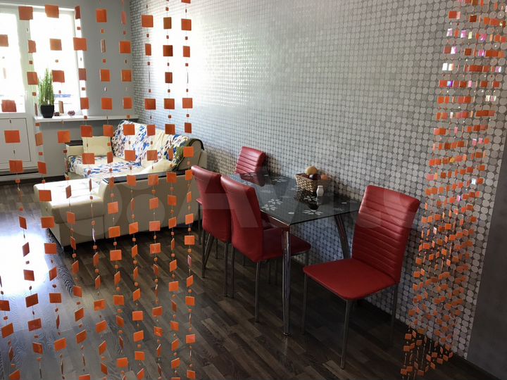 2-к. квартира, 60 м², 3/3 эт.