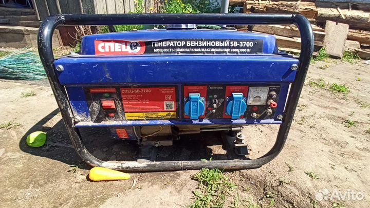 Бензиновый генератор